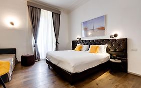 Piazza Farnese Luxury Suites